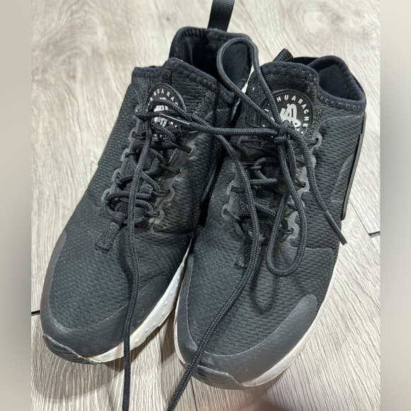 Nike Huarache - Picture 2 of 2